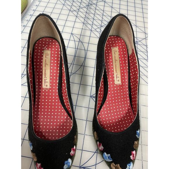 B.A.I.T But Another Innocent Tale Floral Embroidered Hanoi Black Heel Size 7 - Picture 6 of 10